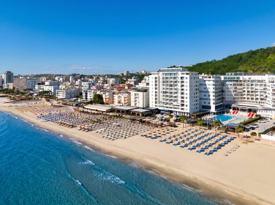 96 M² Apartment ∙ 1 Bedroom ∙ 4 Guests - Durrës