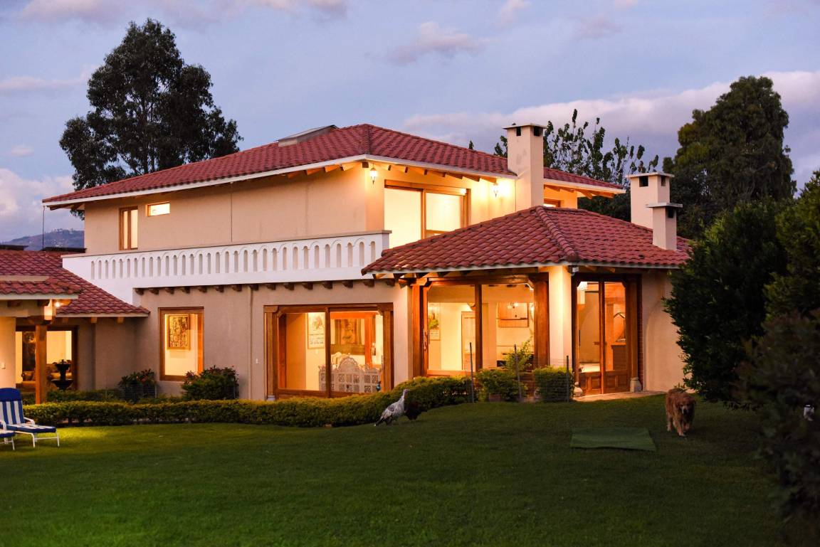 Apartment ∙ 6 Bedrooms ∙ 14 Guests - Quito