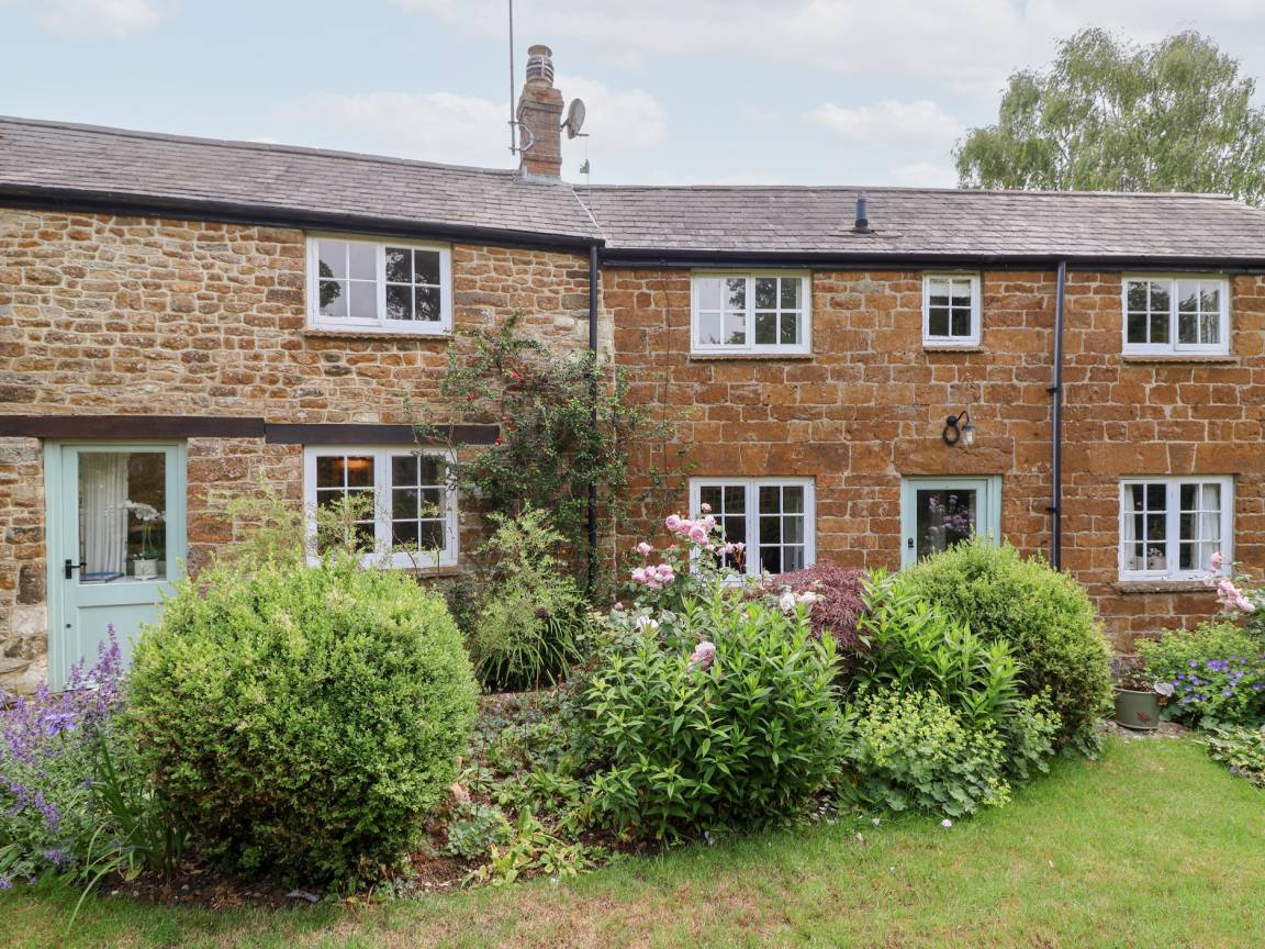 Cottage ∙ 3 Bedrooms ∙ 6 Guests - Chipping Norton