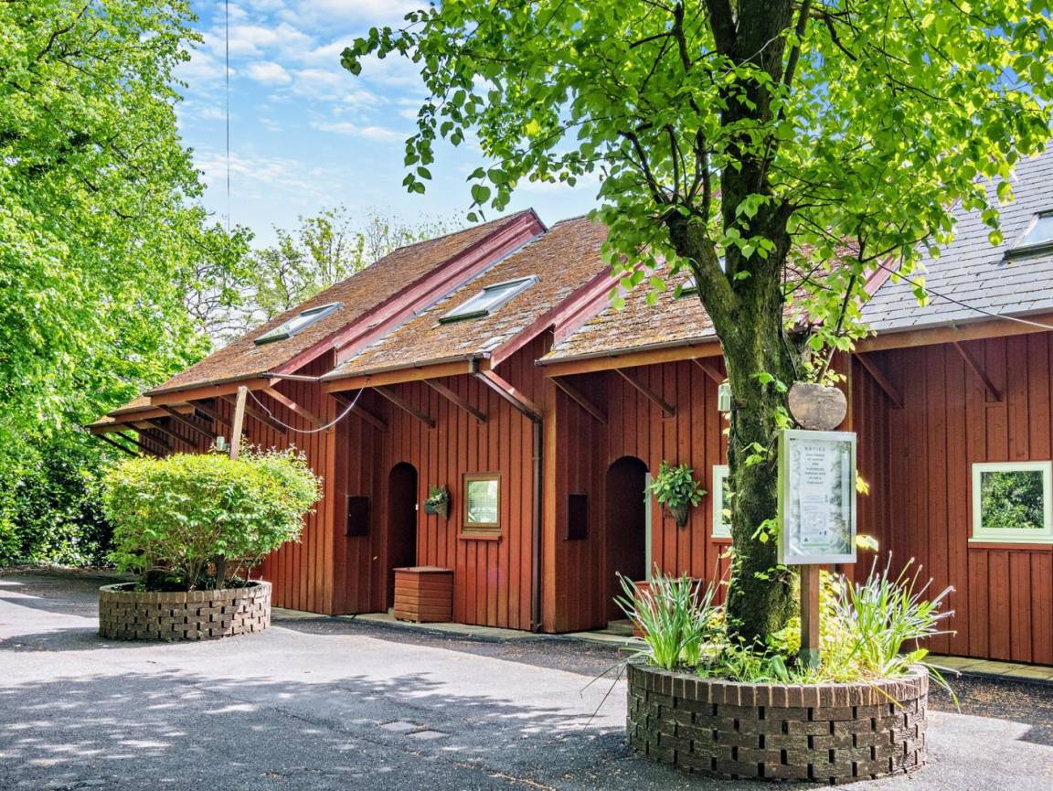 Lodge ∙ 2 Bedrooms ∙ 4 Guests - Wales