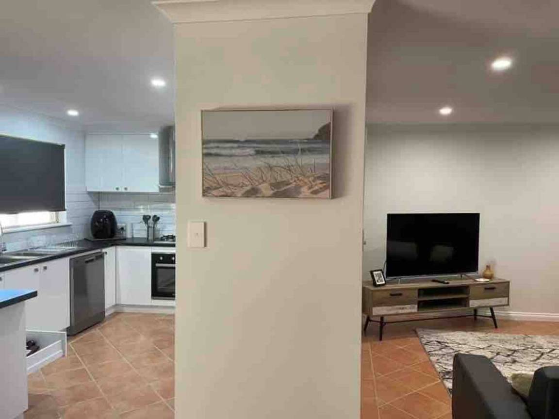 636 M² Apartment ∙ 3 Bedrooms ∙ 6 Guests - Esperance