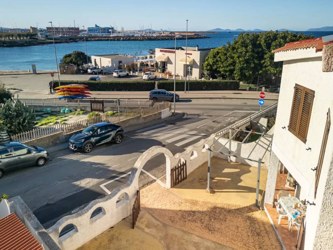 80 M² Appartamento Vacanza ∙ 3 Camere Da Letto ∙ 6 Ospiti - Sassari