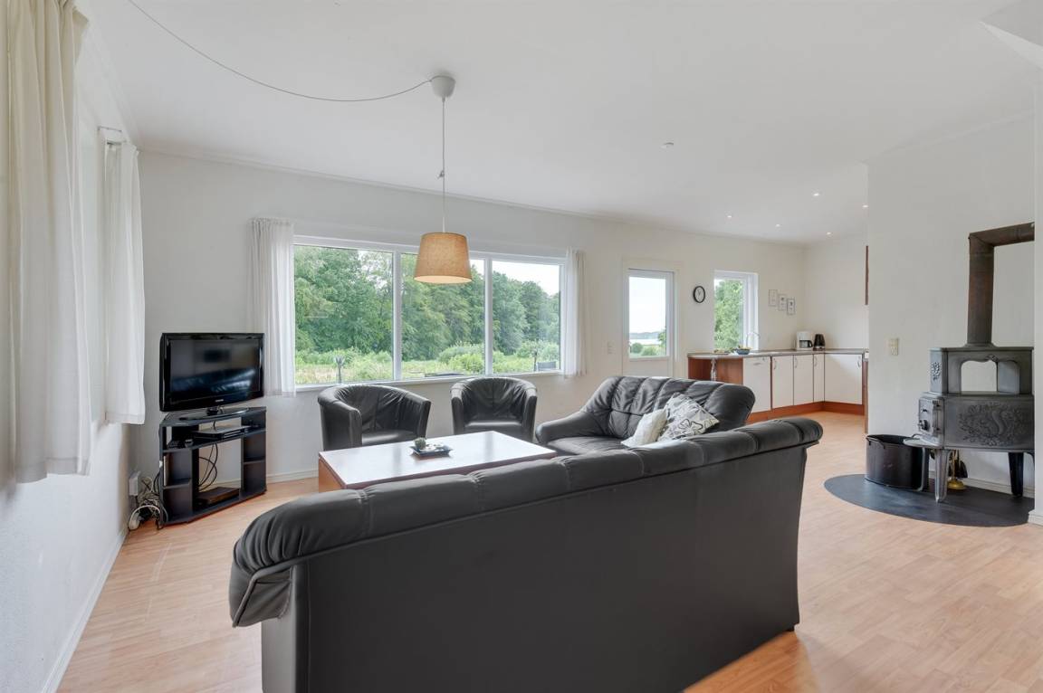 93 m² Ferienhaus ∙ 2 Schlafzimmer ∙ 6 Gäste – Bild 9