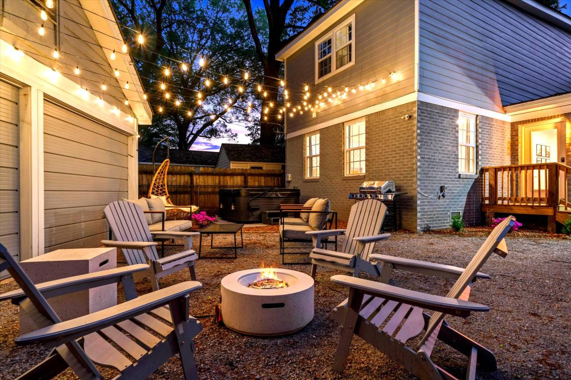 Apartment ∙ 5 Bedrooms ∙ 10 Guests - Memphis, TN