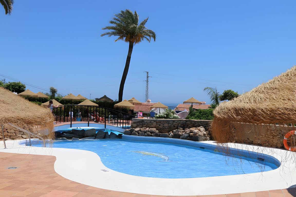 112 M² Casa ∙ 2 Habitaciones ∙ 4 Huéspedes - Nerja