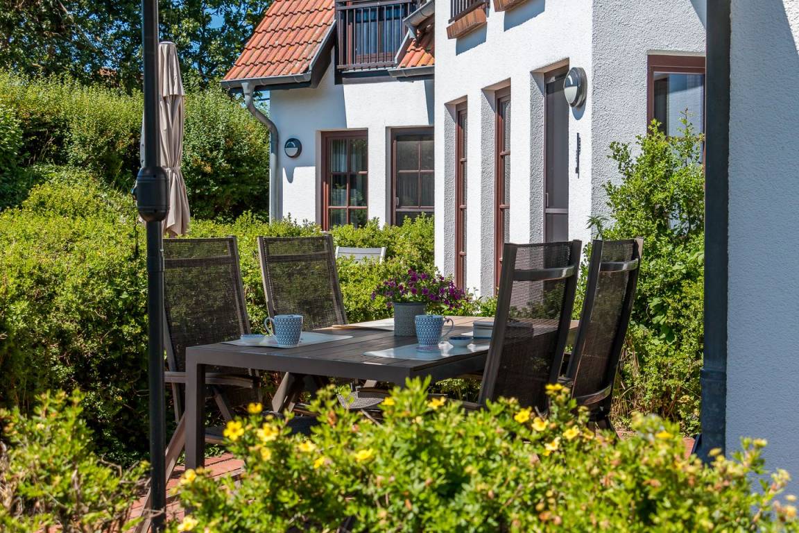 80 M² Ferienhaus ∙ 2 Schlafzimmer ∙ 6 Gäste - Ahrenshoop