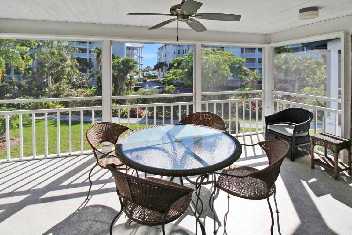 119 M² Condo ∙ 2 Bedrooms ∙ 4 Guests - Siesta Key, FL