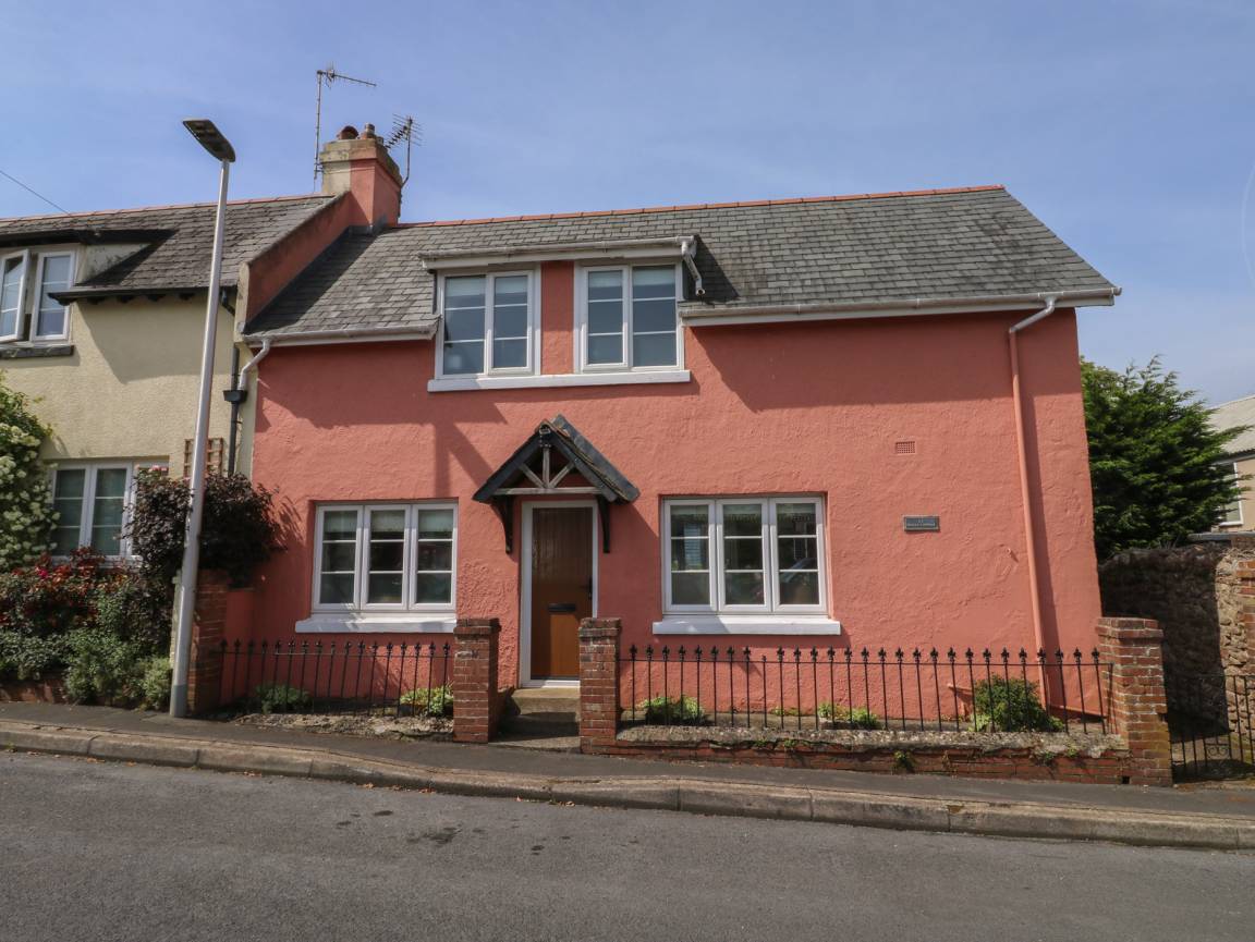 Cottage ∙ 2 Bedrooms ∙ 4 Guests - Teignmouth