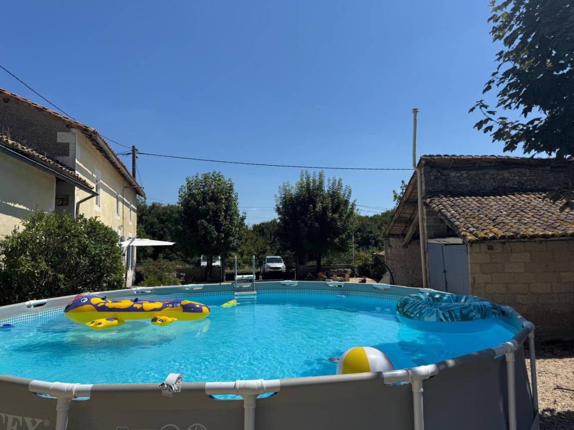 137 m&sup2; G&icirc;te 3 Schlafzimmer 7 G&auml;ste