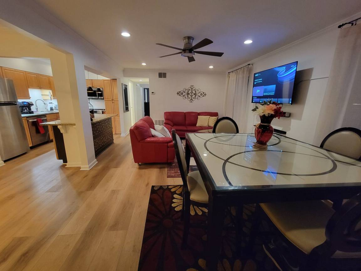 128 M² Studio Flat ∙ 1 Bedroom ∙ 2 Guests - Decatur, GA