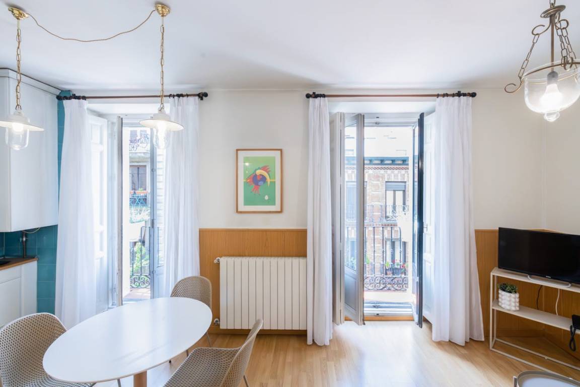 35 M² Apartment ∙ 1 Bedroom ∙ 1 Guest - Madrid
