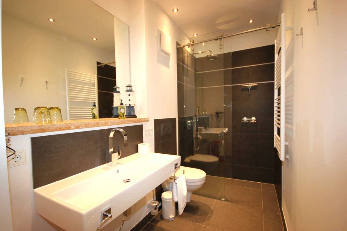102 m² Ferienwohnung ∙ 2 Schlafzimmer ∙ 4 Gäste – Bild 7
