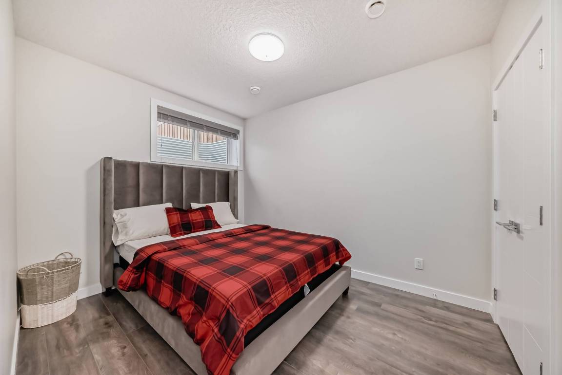 93 M² Talo ∙ 2 Makuuhuonetta ∙ 4 Vierasta - Alberta