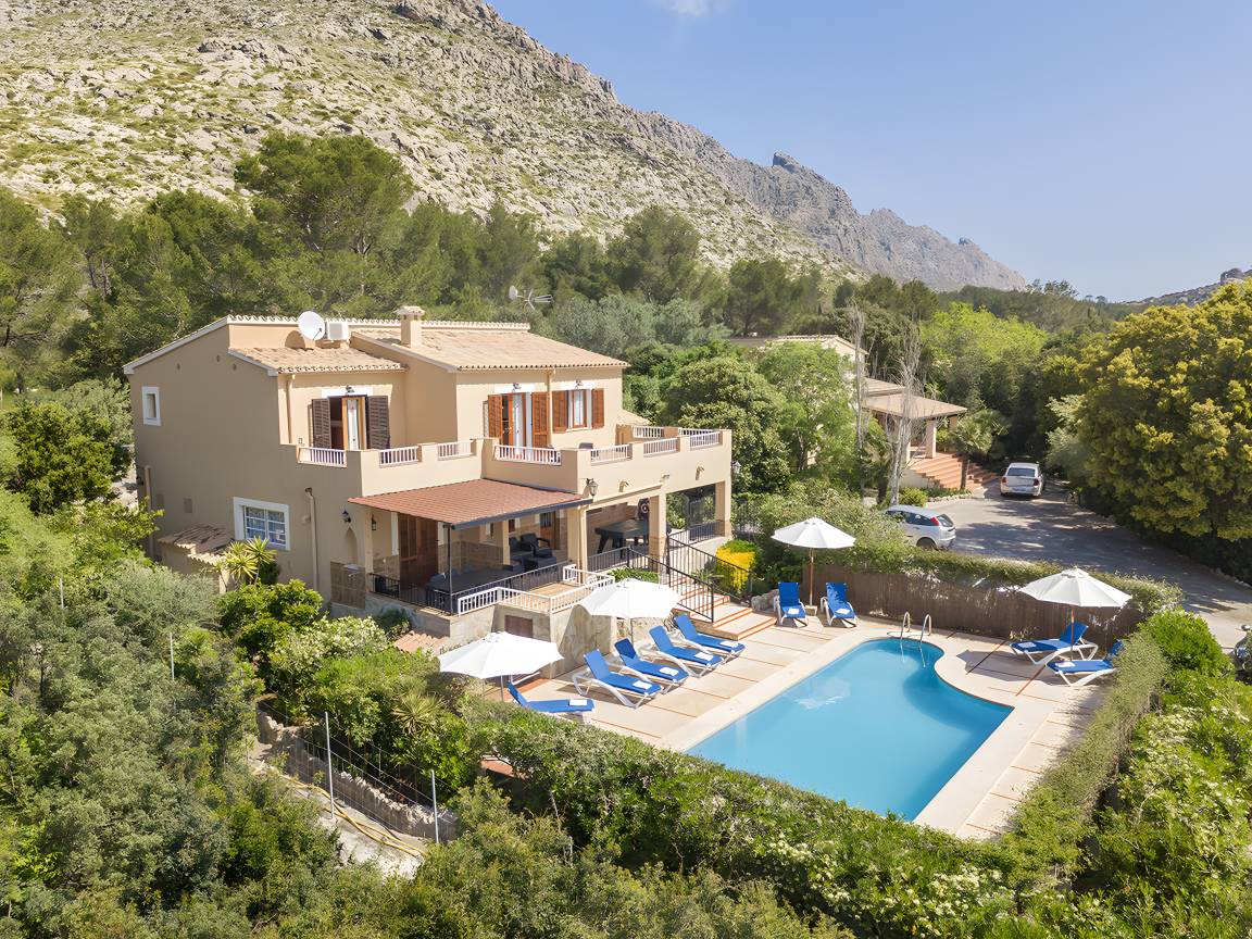 268 M² Huis ∙ 5 Slaapkamers ∙ 10 Gasten - Port de Pollença