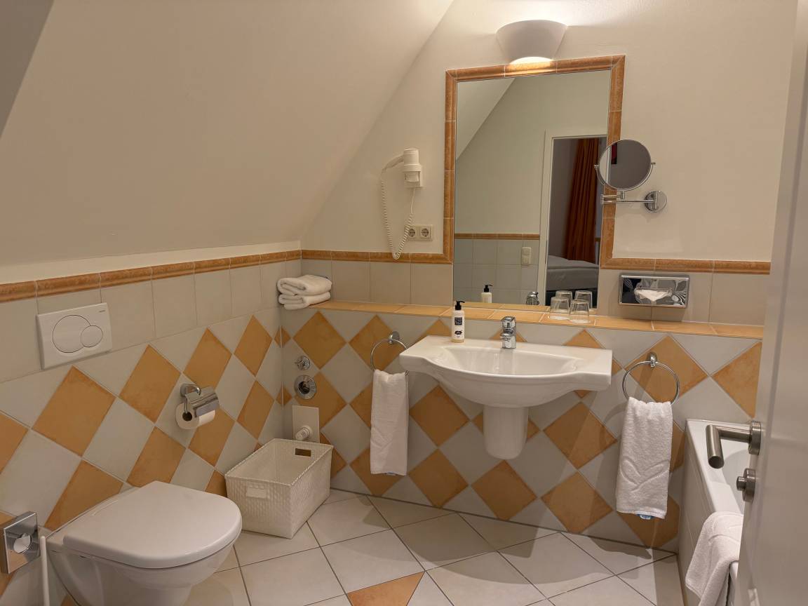 70 m² Ferienwohnung ∙ 2 Schlafzimmer ∙ 4 Gäste – Bild 15