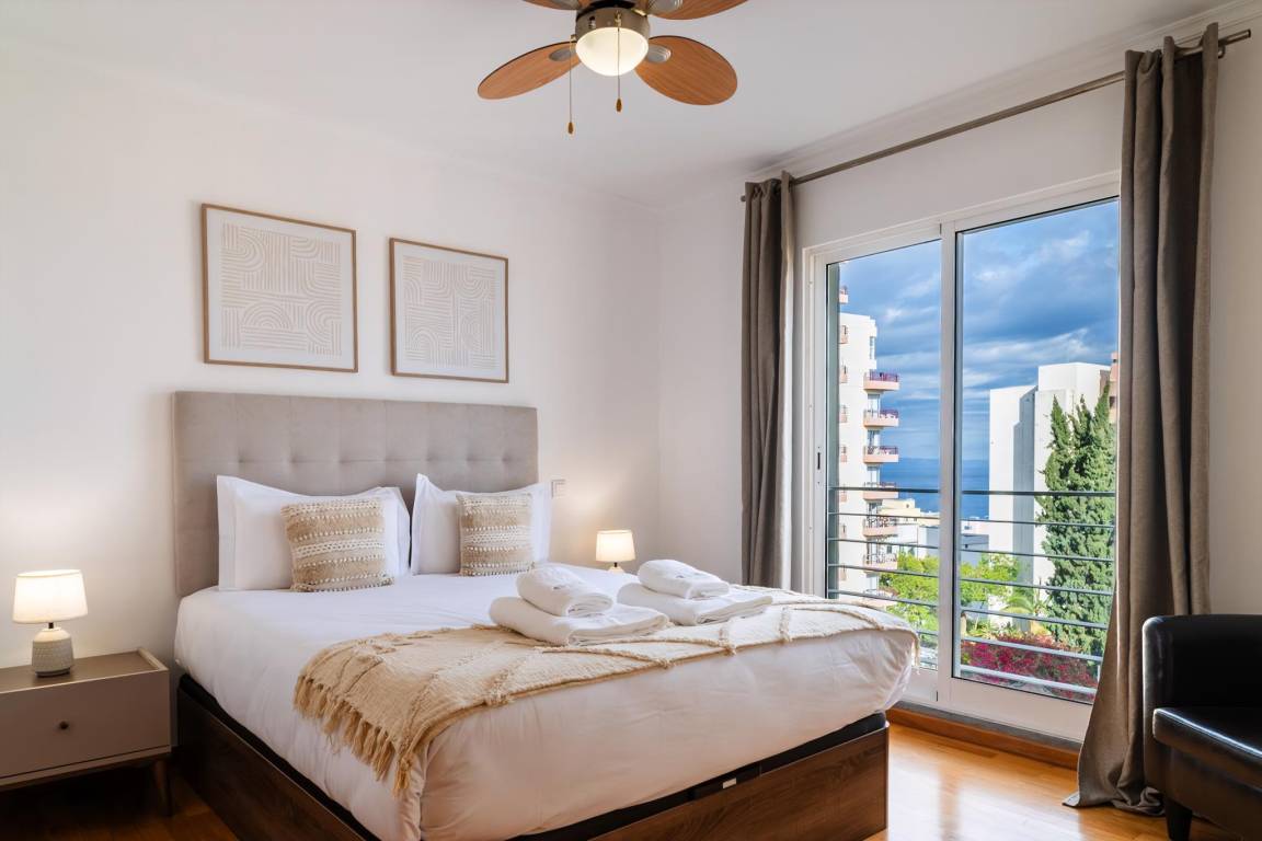 110 M² Ferienwohnung ∙ 3 Schlafzimmer ∙ 6 Gäste - Funchal