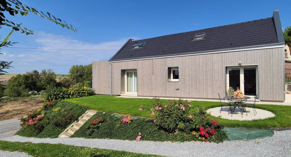 75 M² Mökki ∙ 2 Makuuhuonetta ∙ 5 Vierasta - Nord