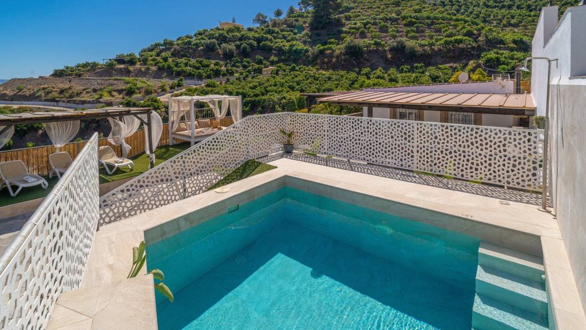 80 M² Ferienhaus ∙ 3 Schlafzimmer ∙ 5 Gäste - Torrox