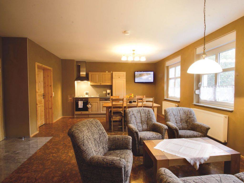 68 M² Ferienwohnung ∙ 2 Schlafzimmer ∙ 5 Gäste - Burg (Spreewald)