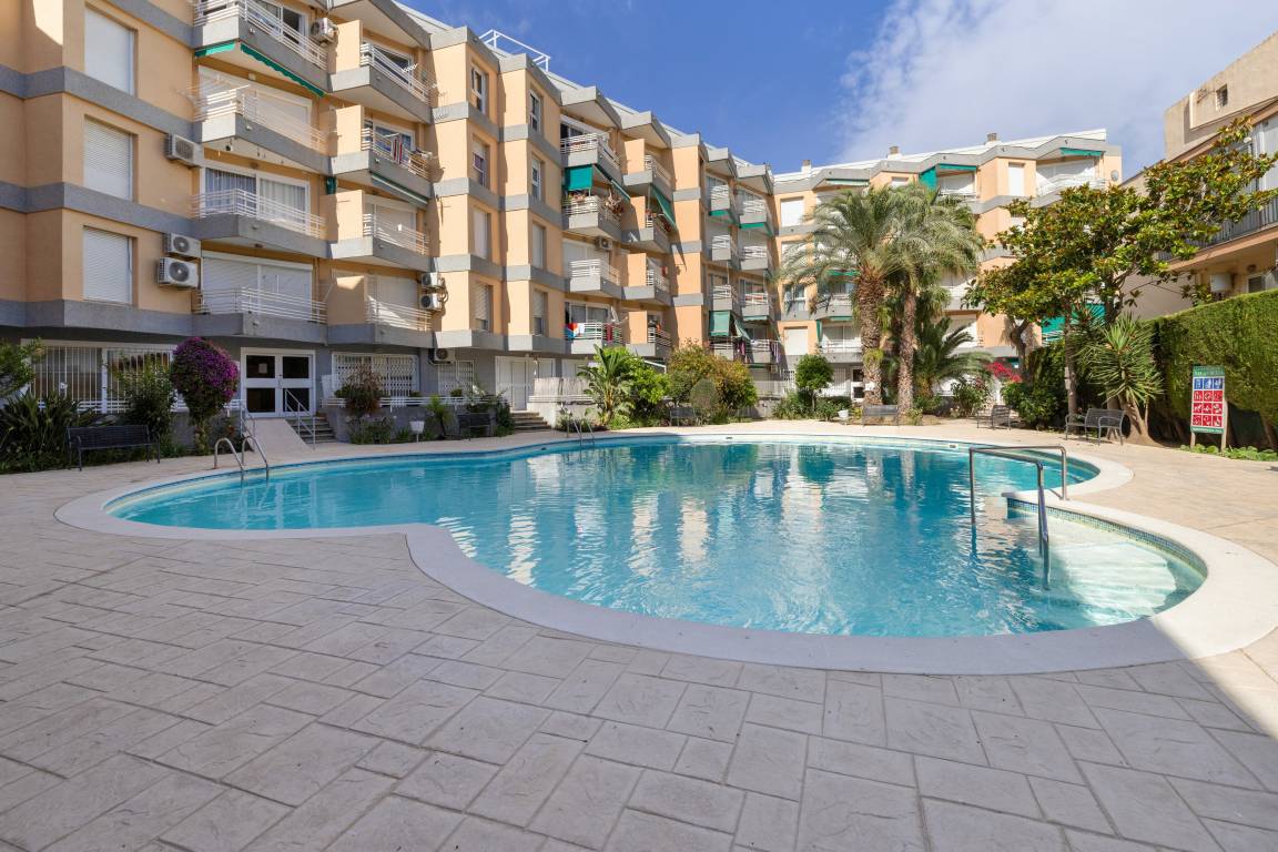 60 M² Apartamento ∙ 2 Habitaciones ∙ 6 Huéspedes - Salou