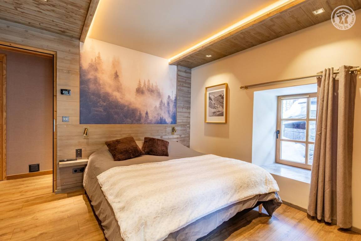 150 m² Gîte ∙ 5 Schlafzimmer ∙ 10 Gäste – Bild 3