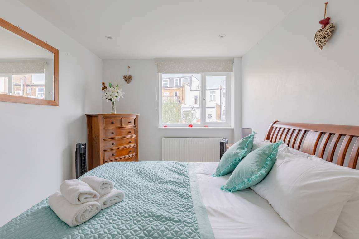 95 M² Ferienhaus ∙ 3 Schlafzimmer ∙ 5 Gäste - London