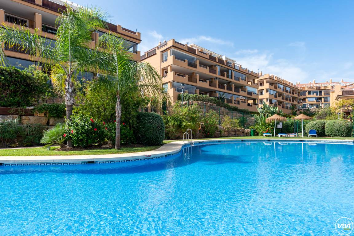77 M² Apartamento ∙ 2 Habitaciones ∙ 6 Huéspedes - La Cala de Mijas