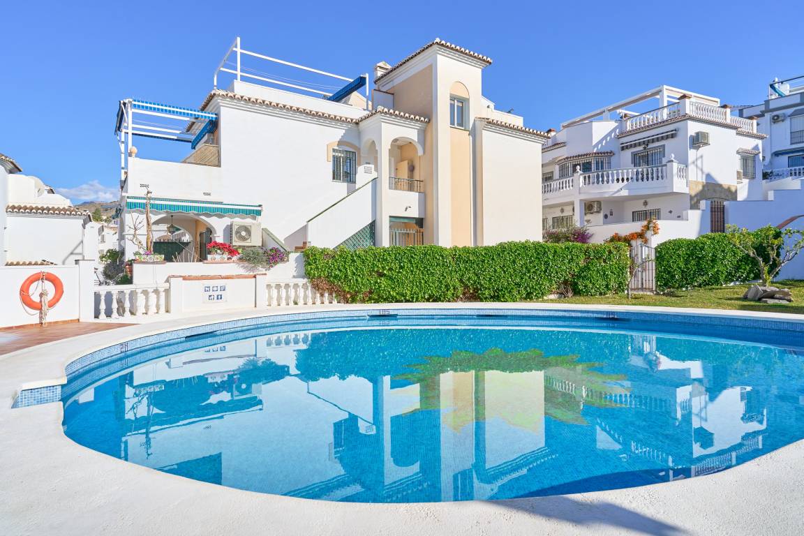 125 M² Talo ∙ 3 Makuuhuonetta ∙ 6 Vierasta - Frigiliana