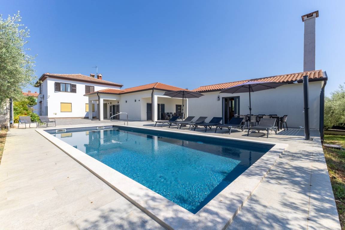 150 M² Villa ∙ 4 Schlafzimmer ∙ 8 Gäste - Novigrad
