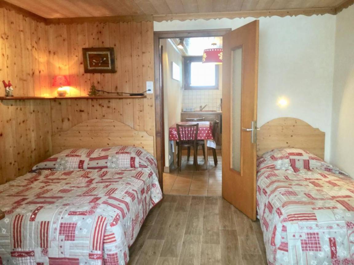 25 m&sup2; Studio 1 Schlafzimmer 3 G&auml;ste