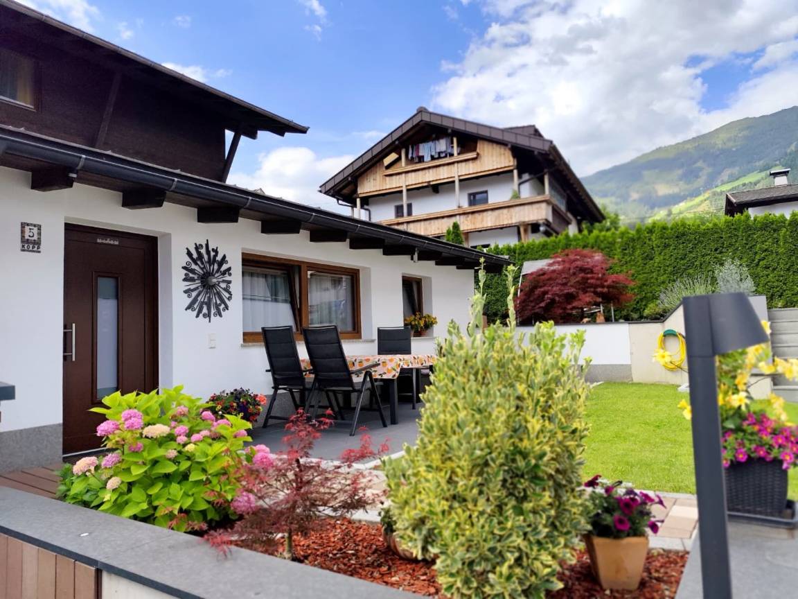 60 M² Ferienhaus ∙ 2 Schlafzimmer ∙ 4 Gäste - Gerlos