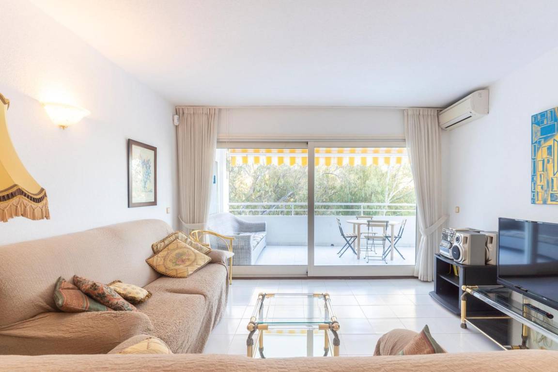 70 M² Ferienwohnung ∙ 2 Schlafzimmer ∙ 5 Gäste - Puerto Banús