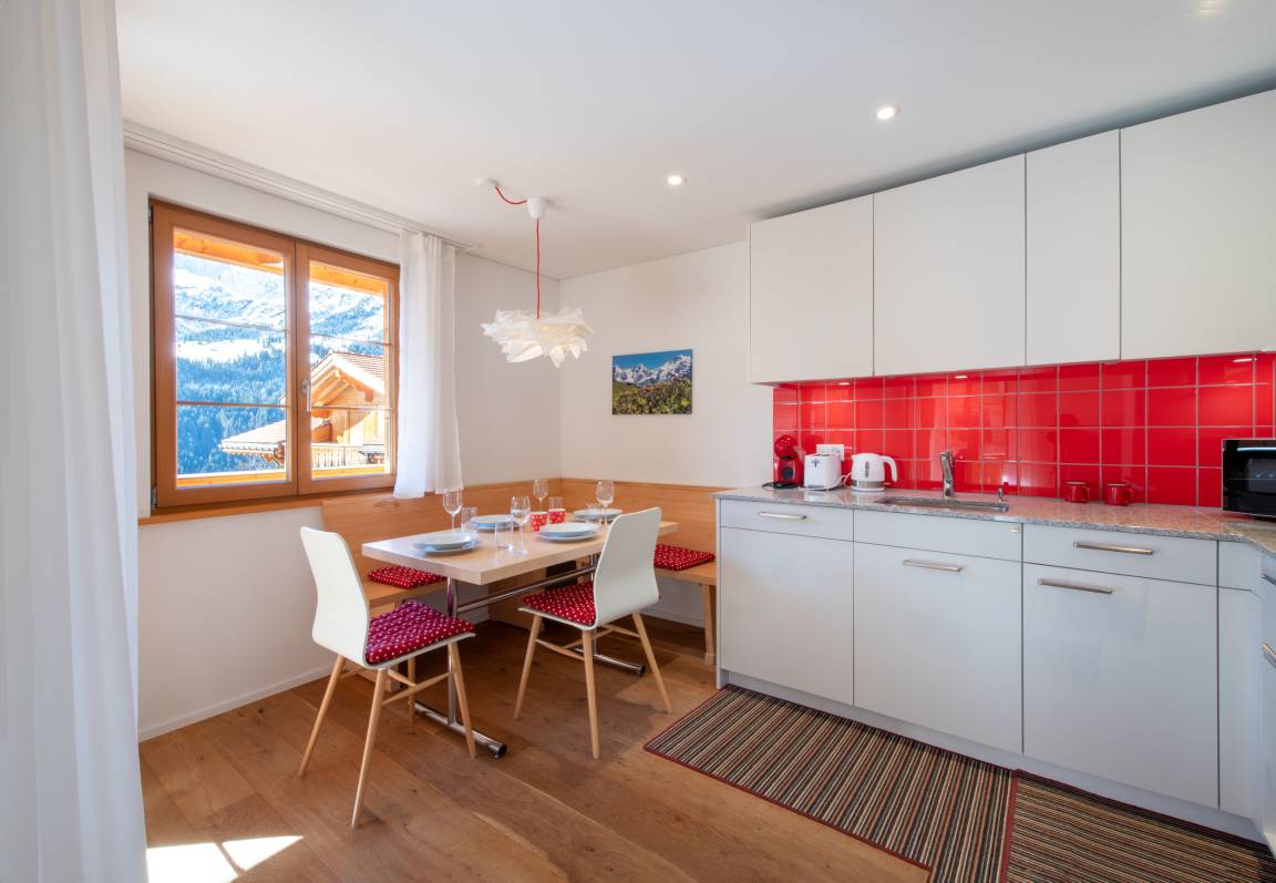 70 M² Appartement ∙ 2 Slaapkamers ∙ 4 Gasten - Lauterbrunnen