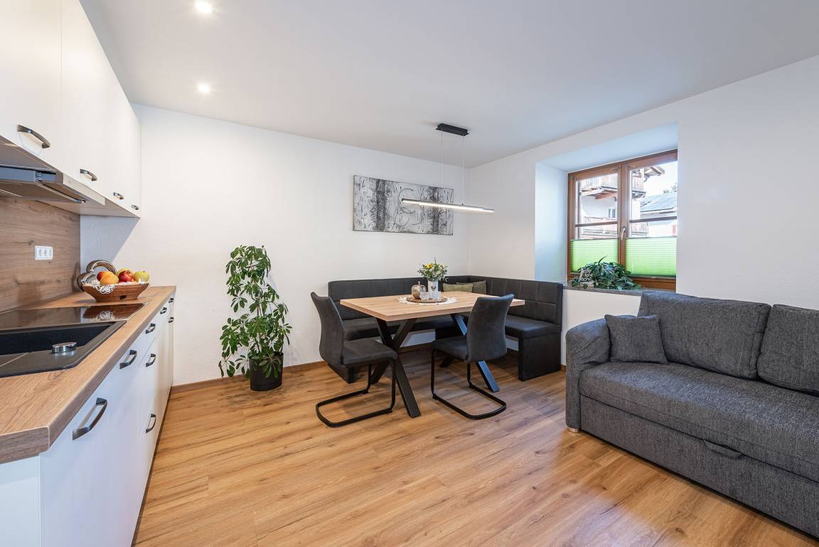 65 M² Ferienwohnung ∙ 1 Schlafzimmer ∙ 3 Gäste - Goldrain
