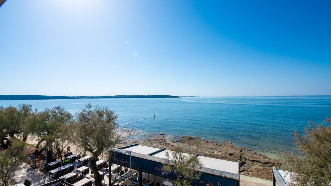 80 M² Apartment ∙ 3 Bedrooms ∙ 6 Guests - Poreč