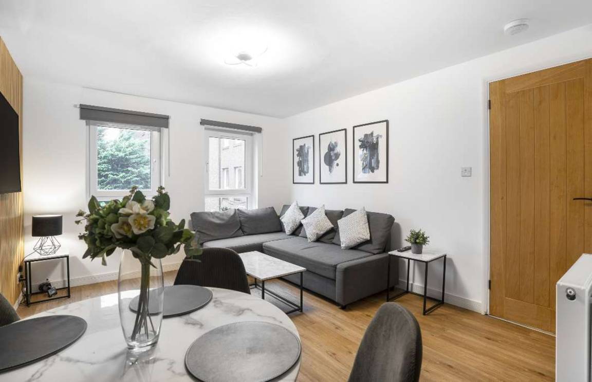 Apartamento ∙ 2 Quartos ∙ 5 Hóspedes - Edimburgo
