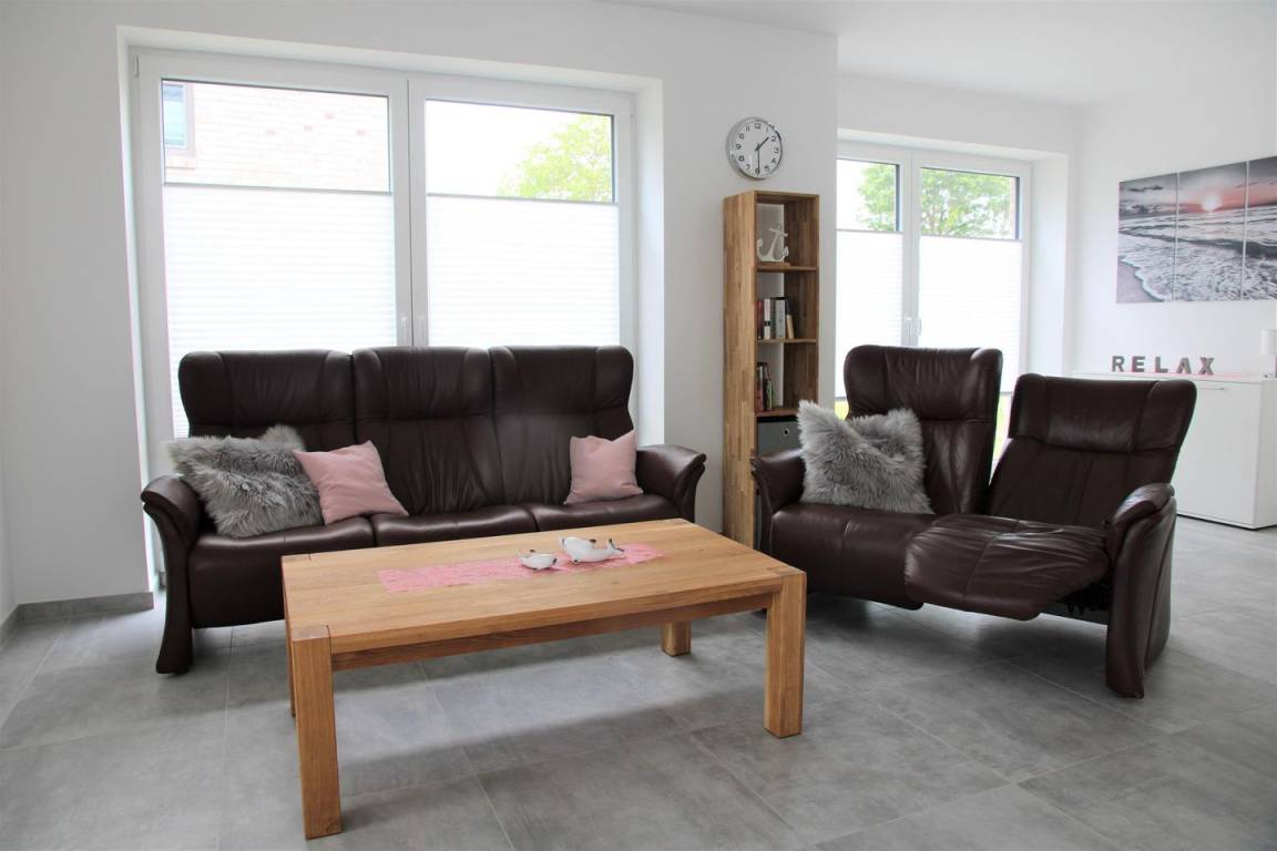 140 M² Ferienhaus ∙ 4 Schlafzimmer ∙ 8 Gäste - Varel