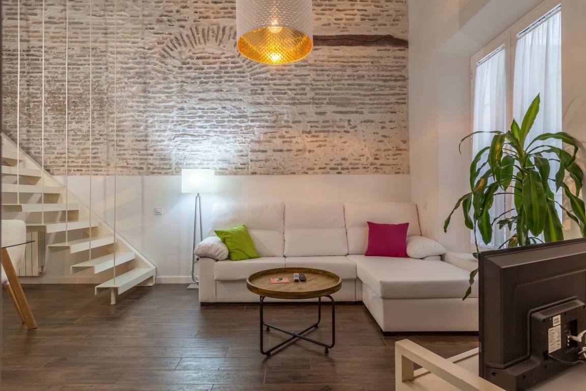 60 M² House ∙ 2 Bedrooms ∙ 4 Guests - Sevilla