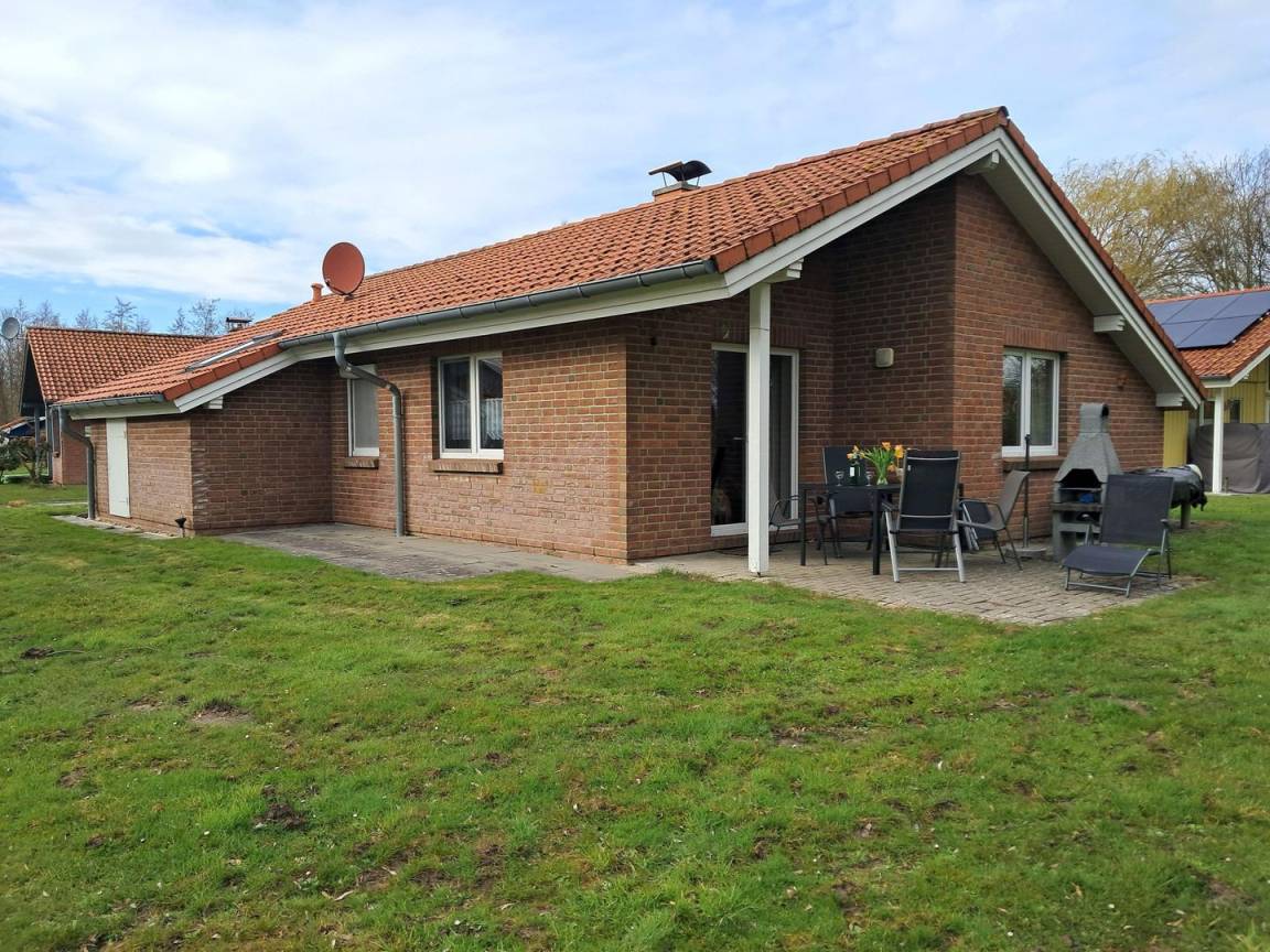 75 M² Ferienhaus ∙ 2 Schlafzimmer ∙ 4 Gäste - Otterndorf