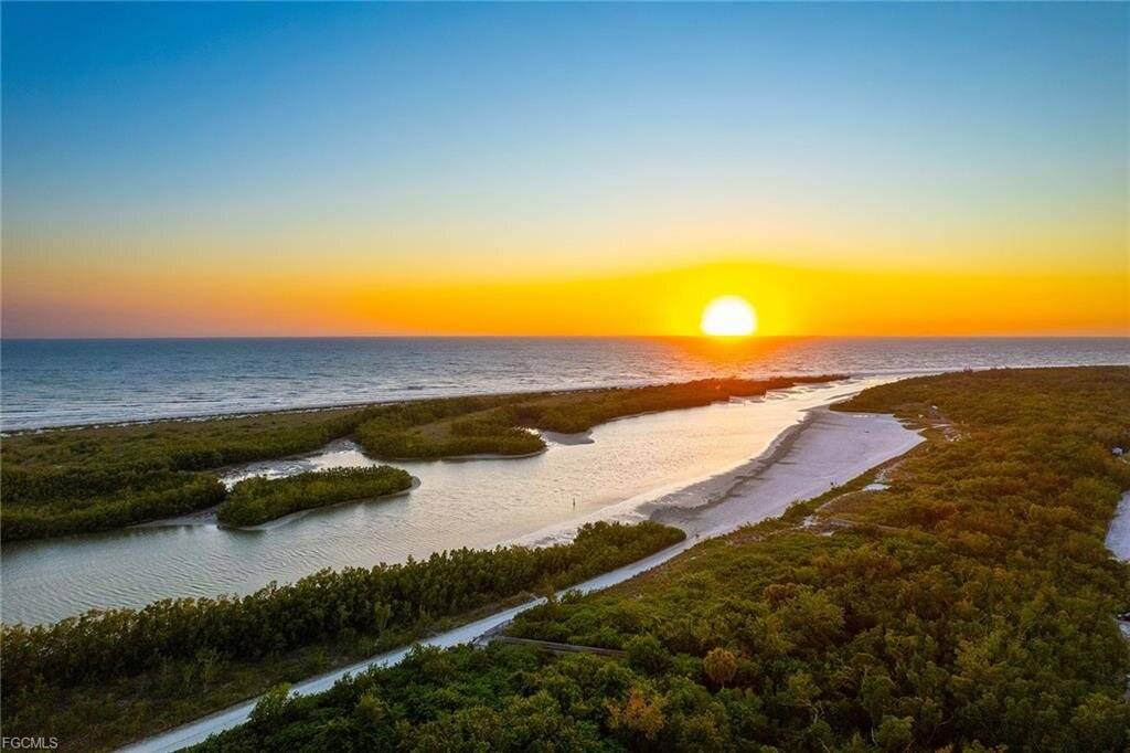 85 M² Condo ∙ 2 Bedrooms ∙ 6 Guests - Marco Island, FL