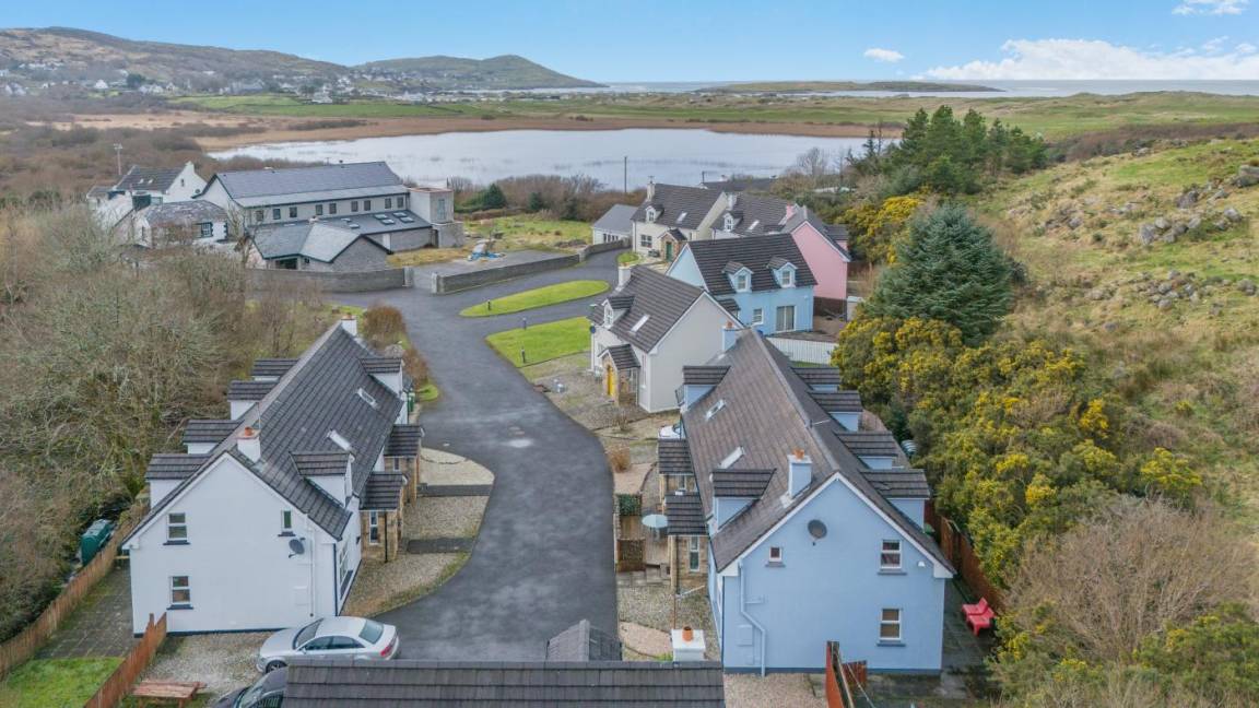 Cottage ∙ 4 Bedrooms ∙ 6 Guests - Portnoo