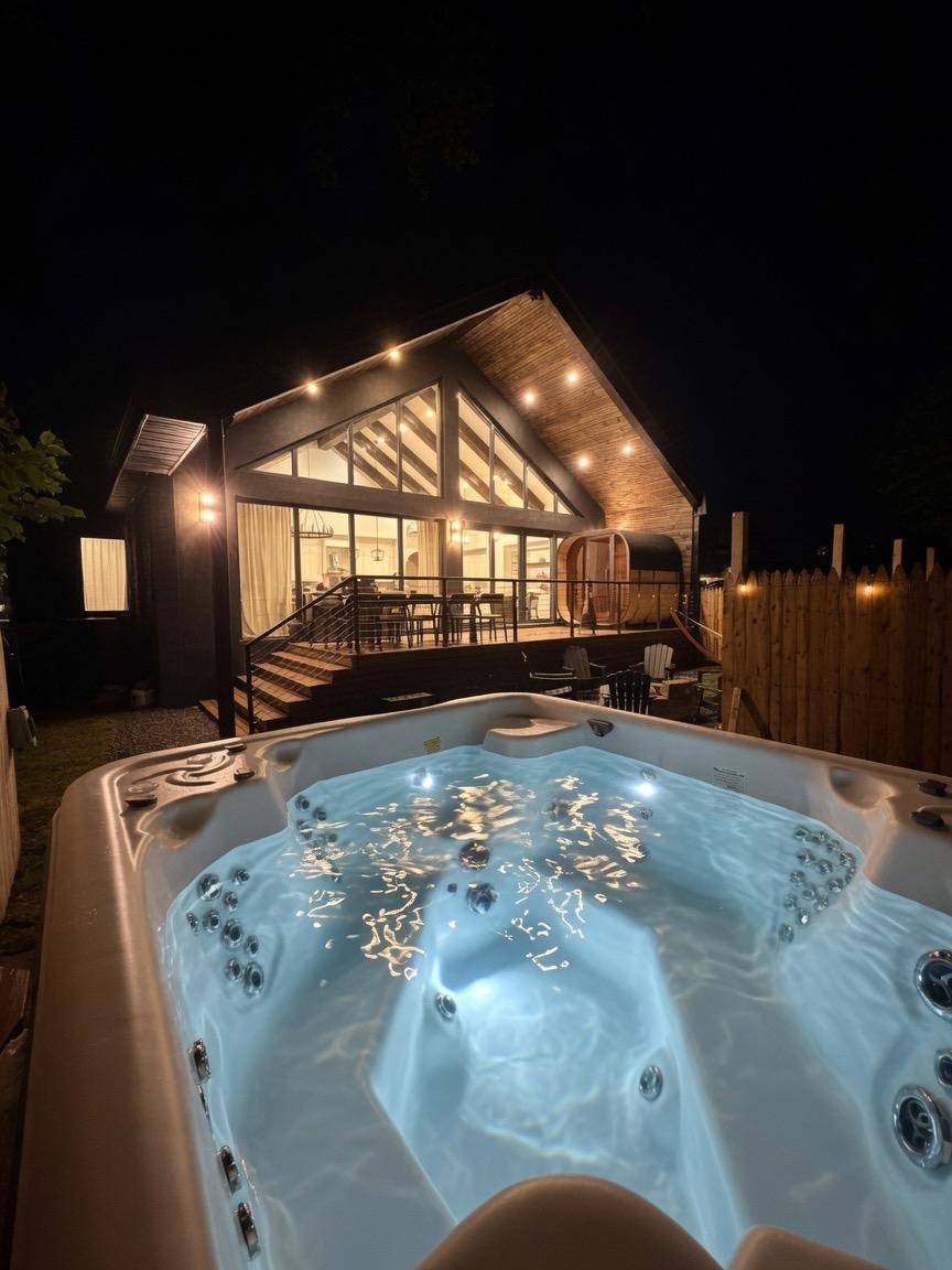 House ∙ 8 Bedrooms ∙ 13 Guests - Lake Placid, NY