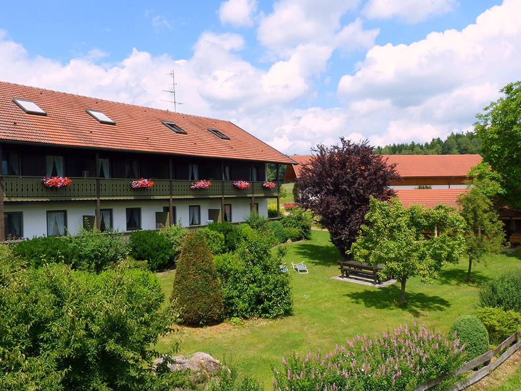 Ferienwohnung ∙ 1 Schlafzimmer ∙ 2 Gäste - Bad Birnbach