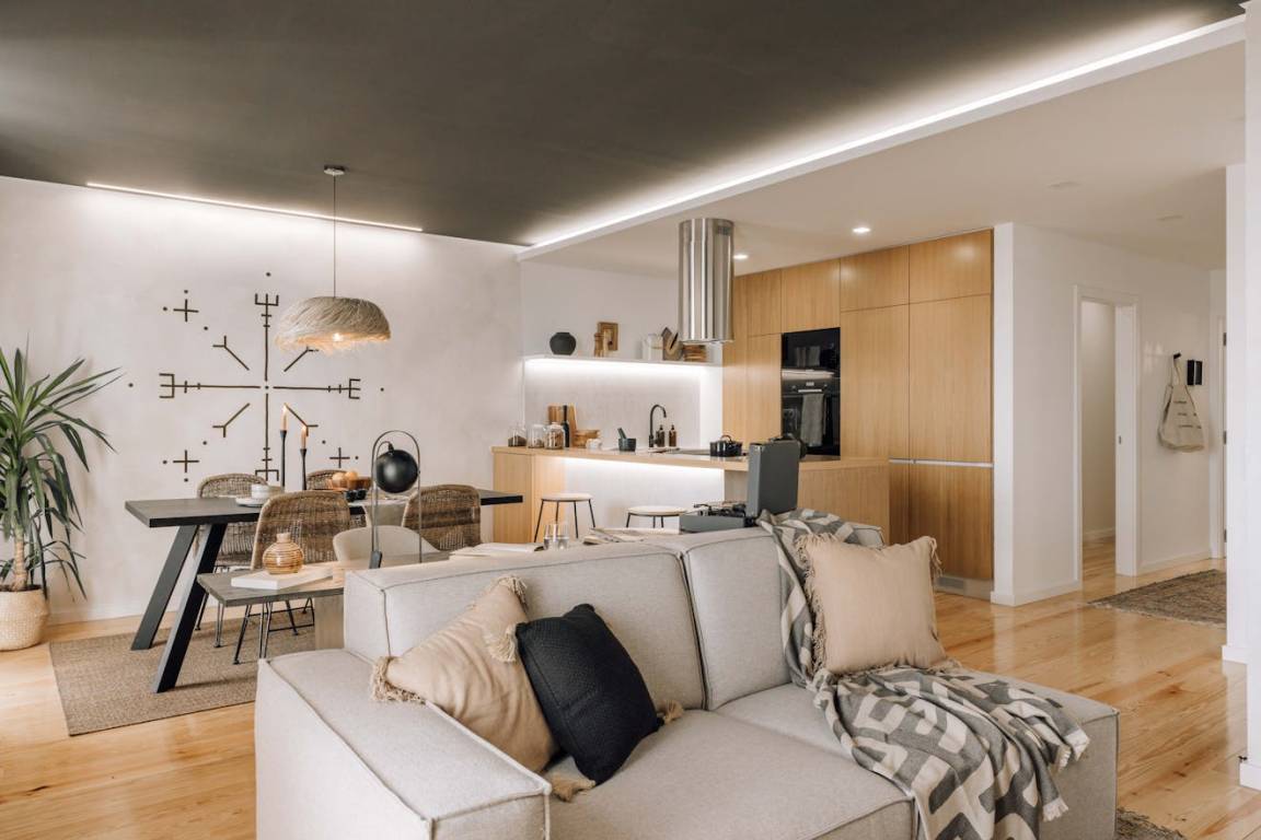 117 M² Apartment ∙ 2 Bedrooms ∙ 4 Guests - Almada