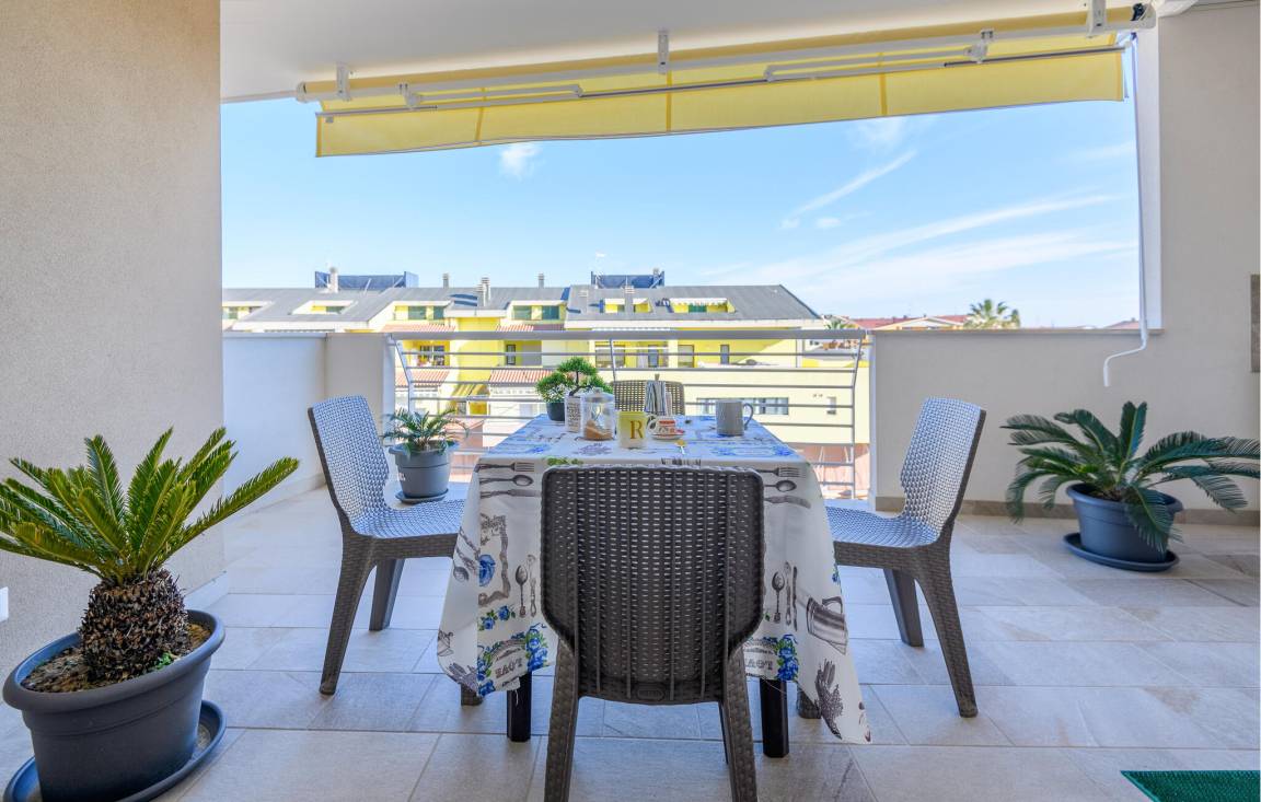 80 M² Apartment ∙ 2 Bedrooms ∙ 4 Guests - Giulianova