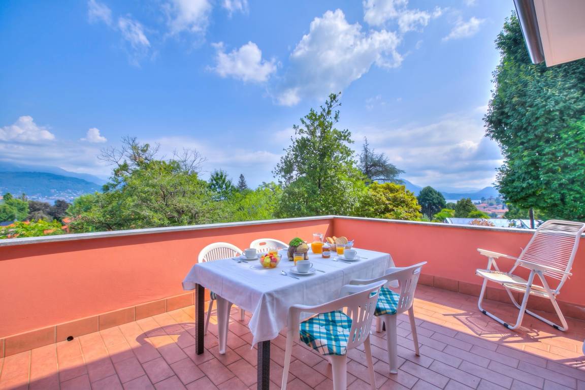 70 M² Apartment ∙ 2 Bedrooms ∙ 4 Guests - Baveno