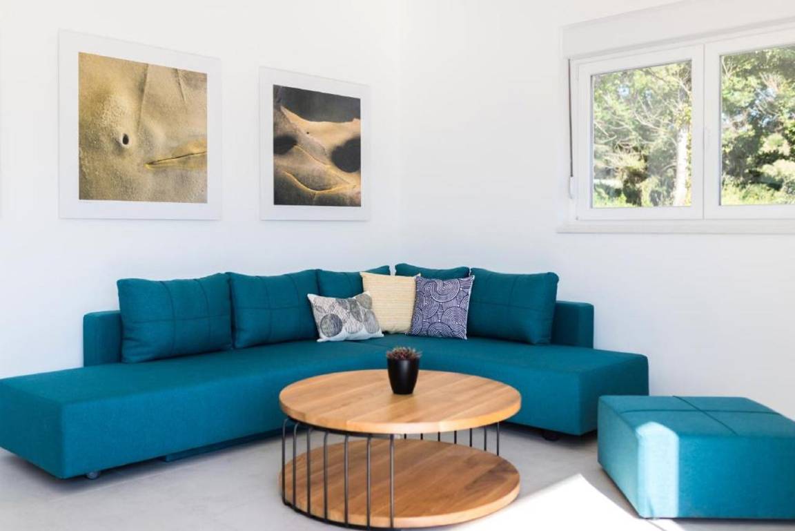 200 M² Villa ∙ 4 Schlafzimmer ∙ 10 Gäste - Karlobag