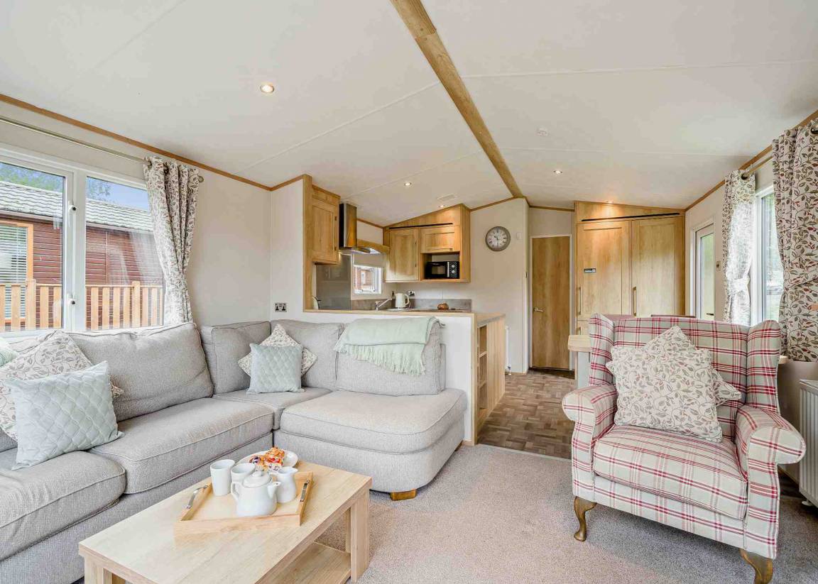 Caravan ∙ 3 Bedrooms ∙ 6 Guests - Windermere
