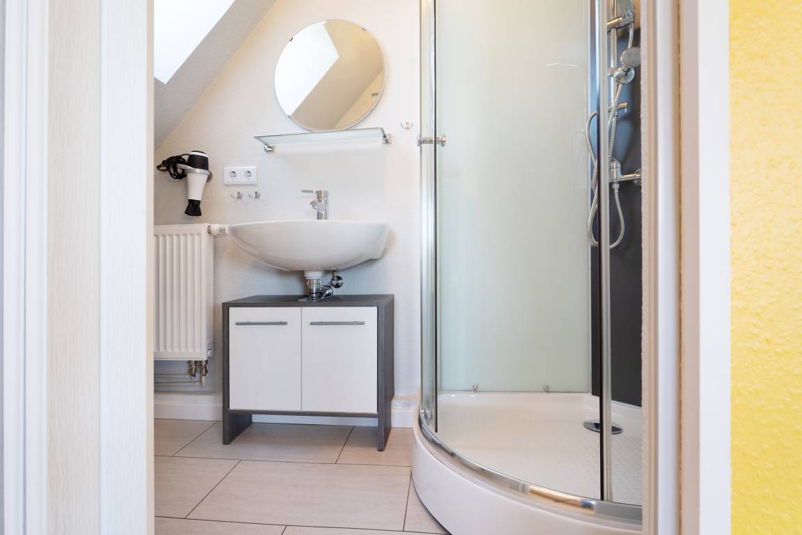 90 m² Ferienwohnung ∙ 3 Schlafzimmer ∙ 5 Gäste – Bild 38