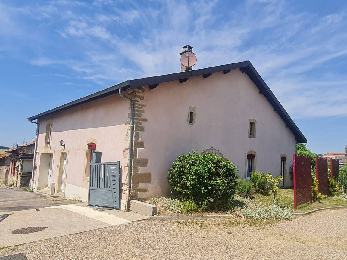 79 M² Cottage ∙ 2 Bedrooms ∙ 4 Guests - Lorraine